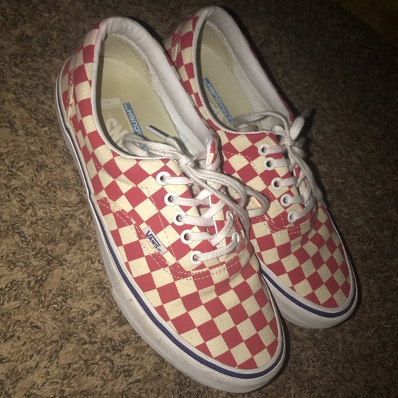 Van’s Checkerboard Red - Picture 2 of 4